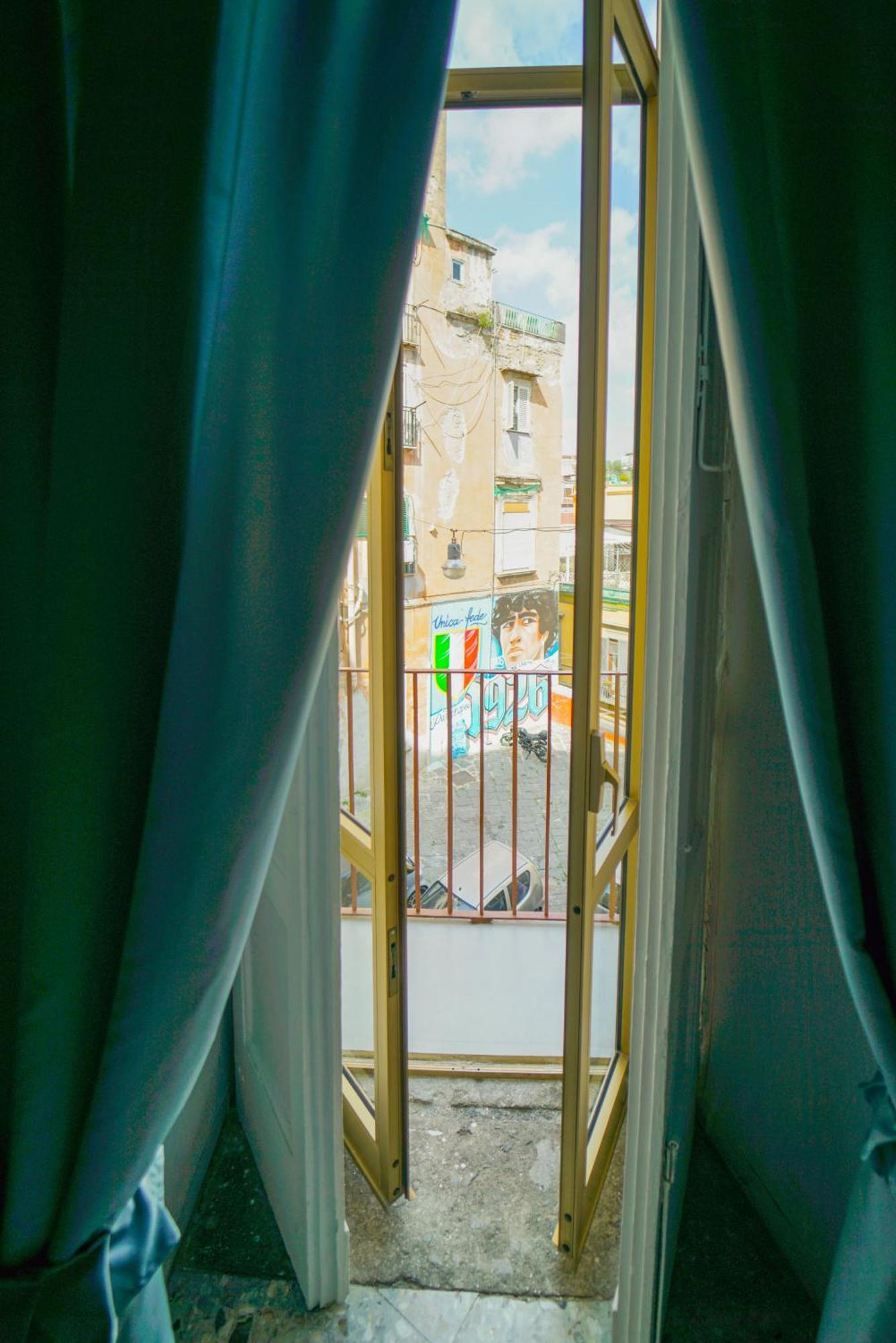 Villa 'A Cas 'E Mammin Neapel Zimmer foto